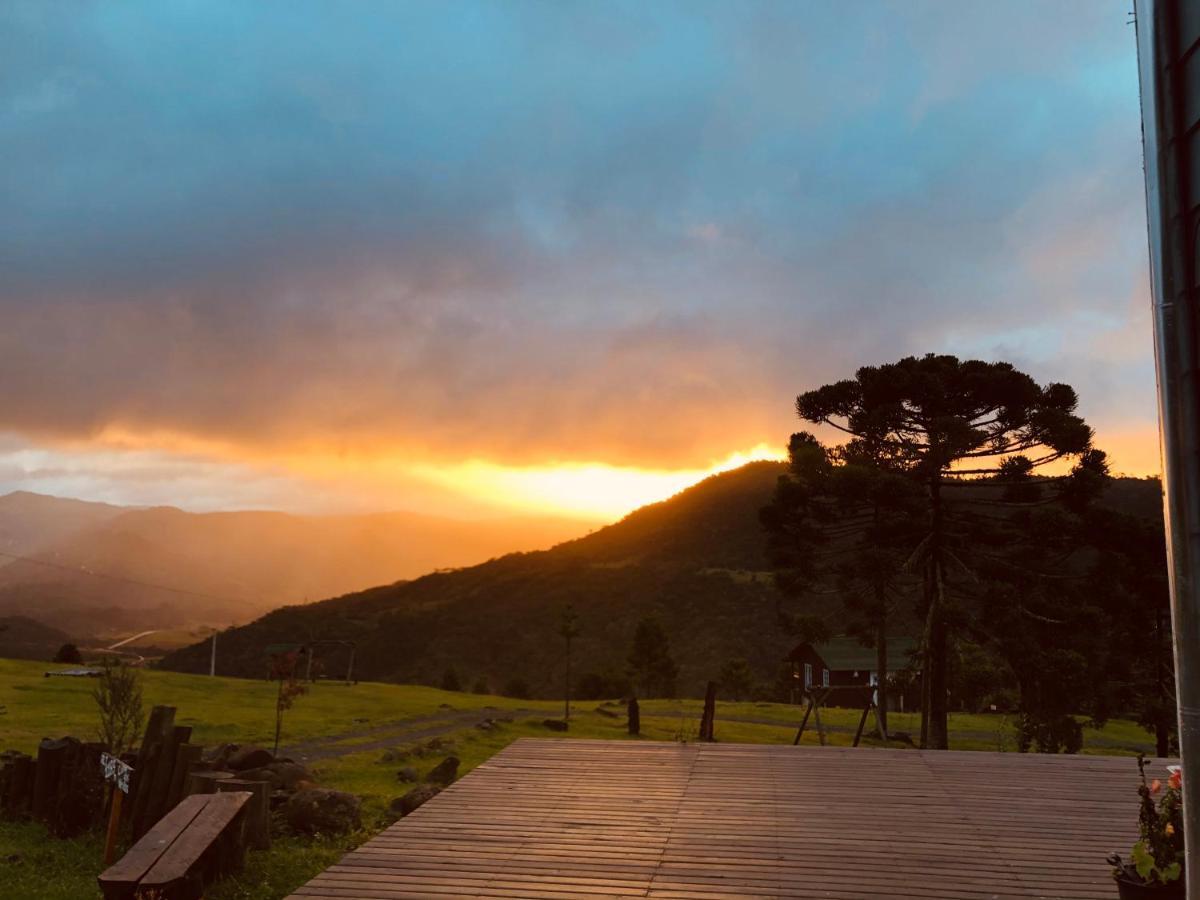 Pousada Colina Dos Ventos - Cabana Alpha อูรูบิซิ ภายนอก รูปภาพ